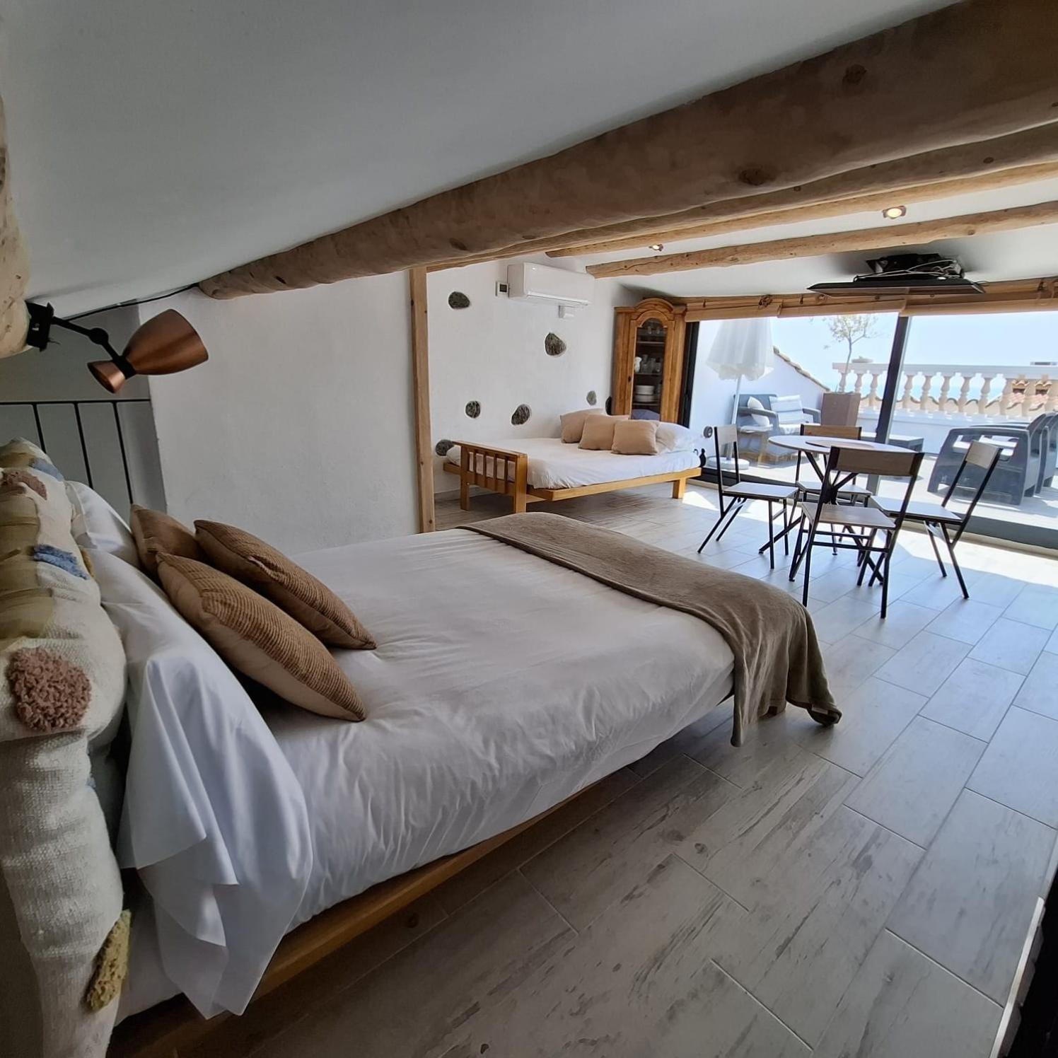 Marina Vila House Масноу Екстер'єр фото